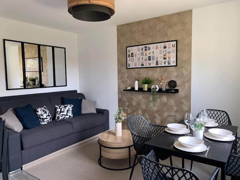 Appartement Proche Asterix, Stade De France, Chantilly, Roissy, Piscine Saisonniere ラ・シャペル・アン・セルヴァル エクステリア 写真