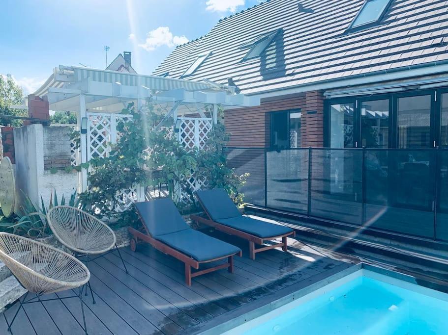 Appartement Proche Asterix, Stade De France, Chantilly, Roissy, Piscine Saisonniere ラ・シャペル・アン・セルヴァル エクステリア 写真